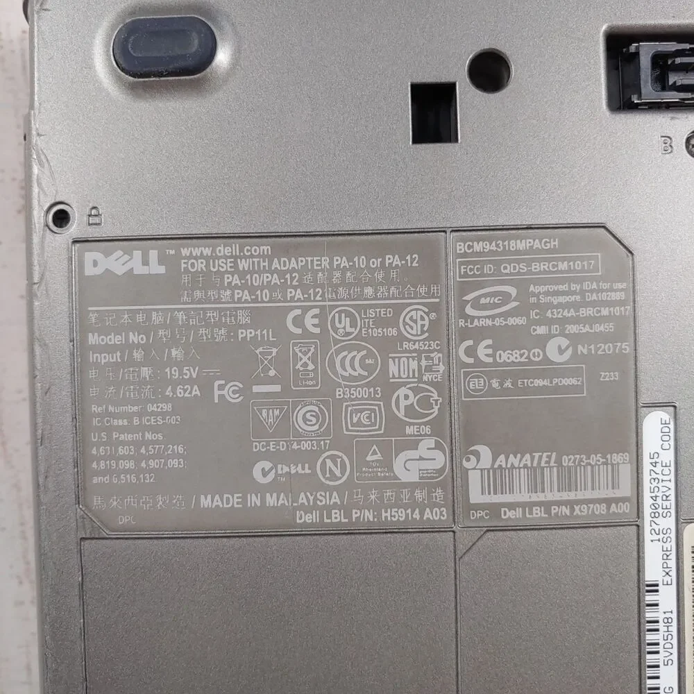 Dell Latitude D610 Laptop - Windows XP PRO - 1.73 GHz Intel, 1GB RAM w/ Charger